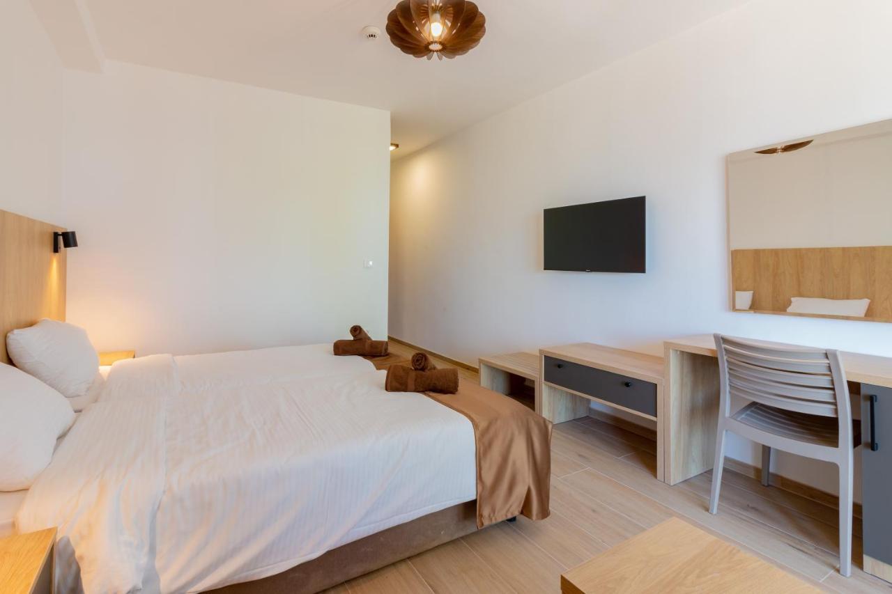 Lago Hotel Lagadin Kültér fotó