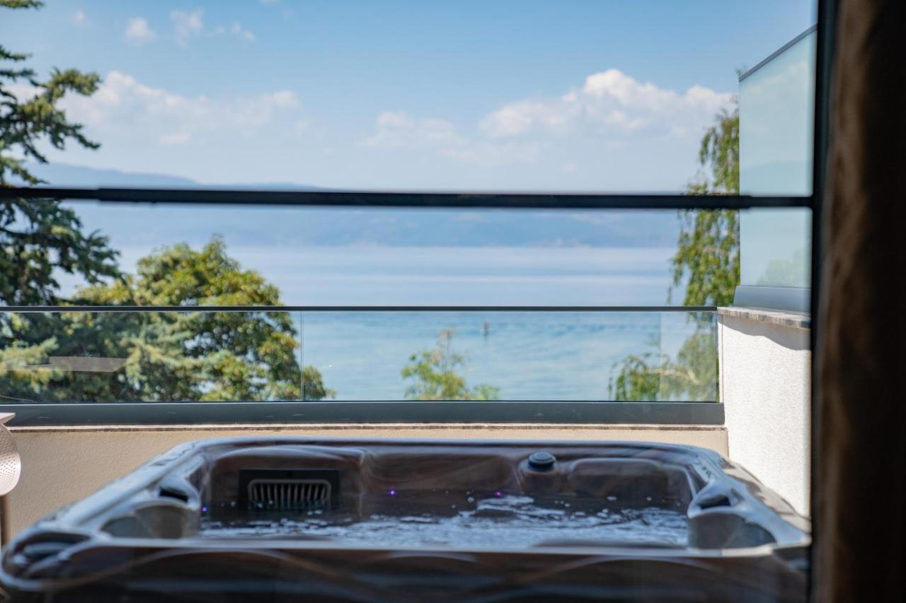 Lago Hotel Lagadin Kültér fotó