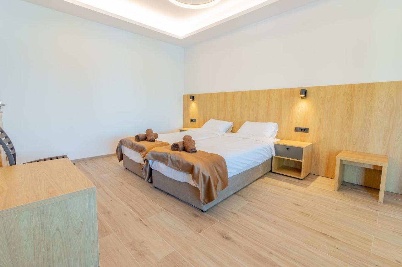 Lago Hotel Lagadin Kültér fotó