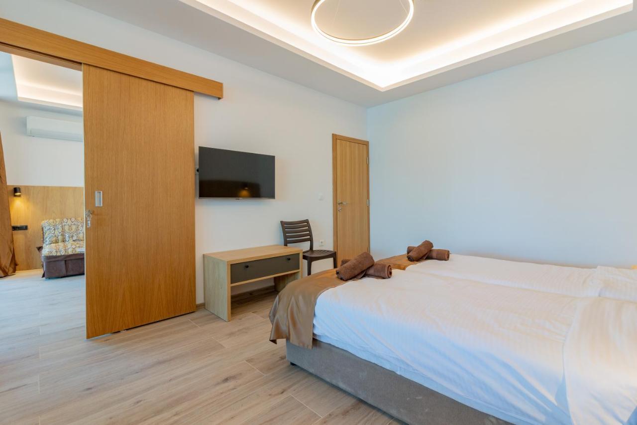 Lago Hotel Lagadin Kültér fotó