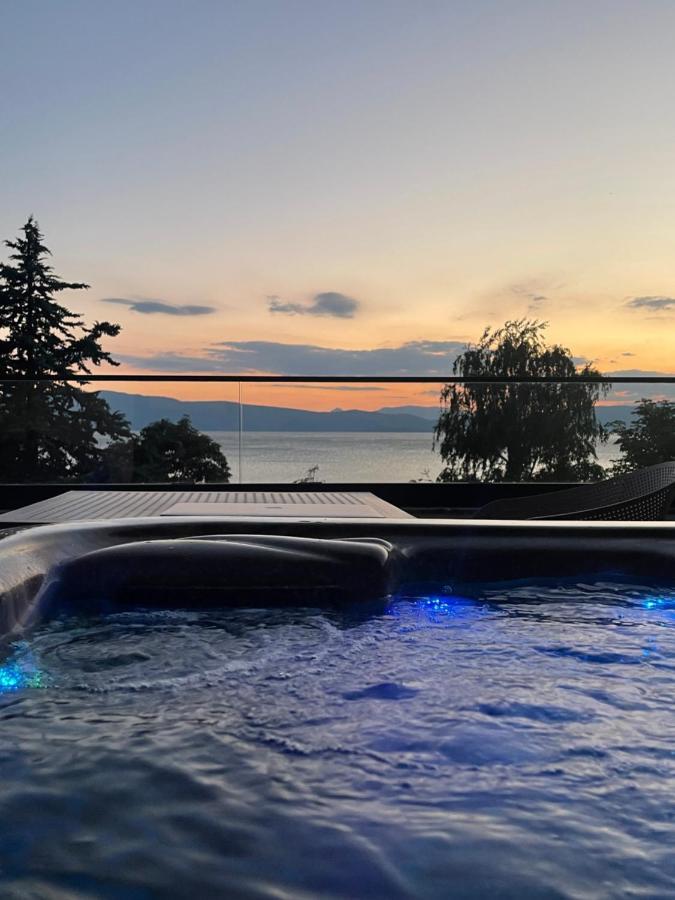 Lago Hotel Lagadin Kültér fotó